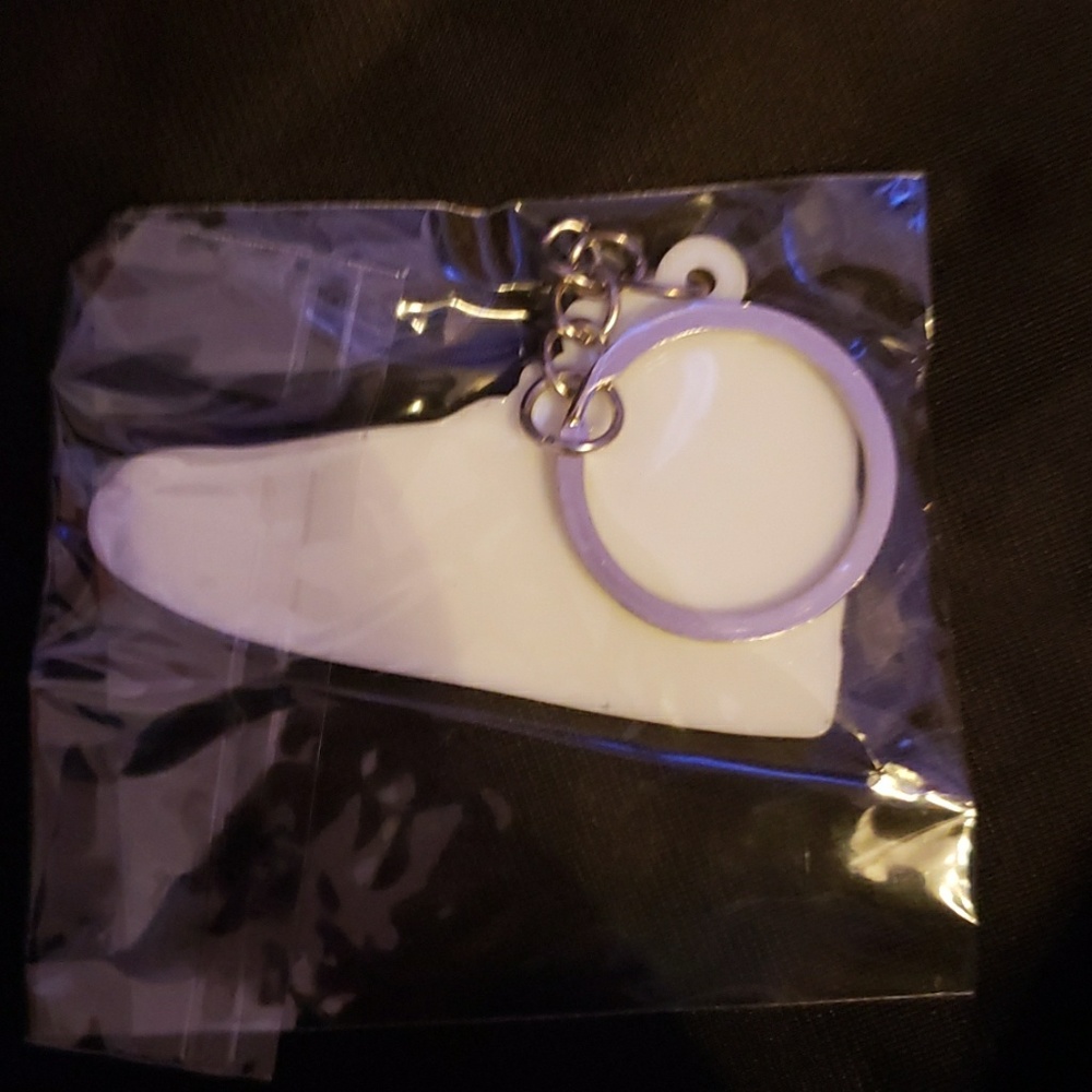 Air Jordan Keychain - Picture 2 of 2
